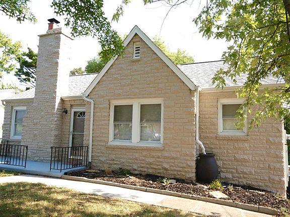 3rd image of 4406 Cheyenne Dr
