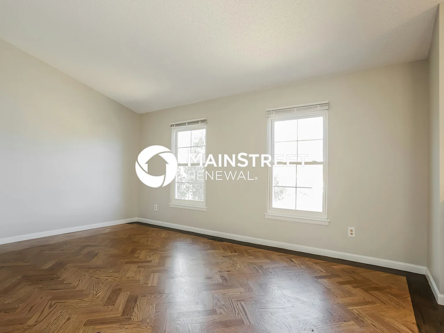 4587 Genoa Street — Photo 3