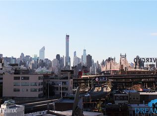 4264 Hunter St, Long Island City, NY 11101
