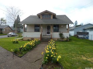 1393 SW Fairview Ave, Dallas, OR 97338