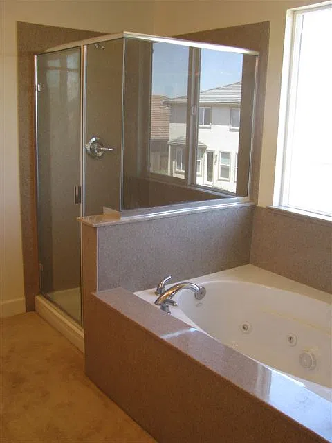 4 bed, 2877 sqft, $3,500 — Photo 3