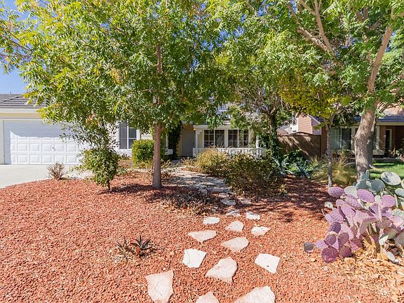 5th image of 44227 Danya Ln