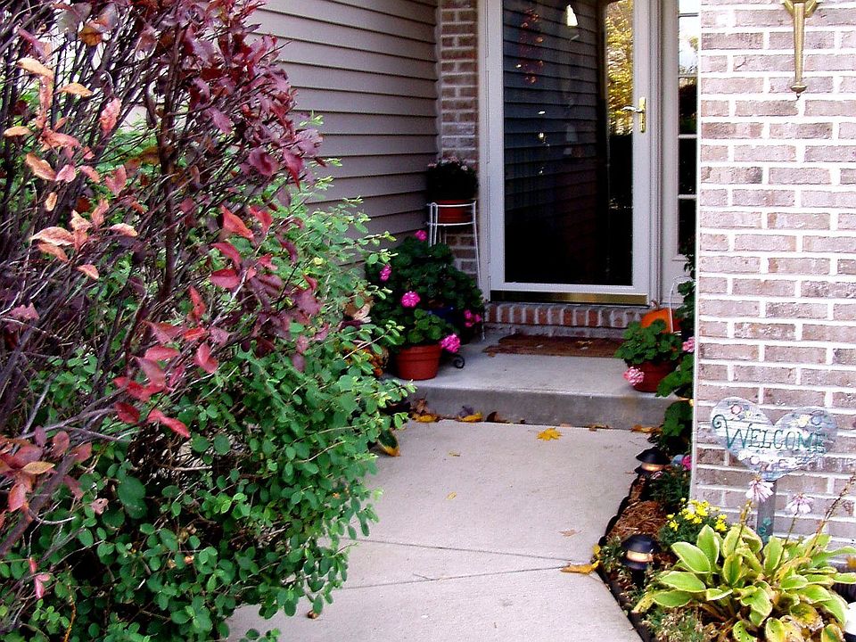 2nd image of 22951 W Judith Dr
