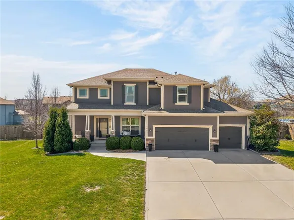 1409 SW Whistle Dr, Lees Summit, MO 64082