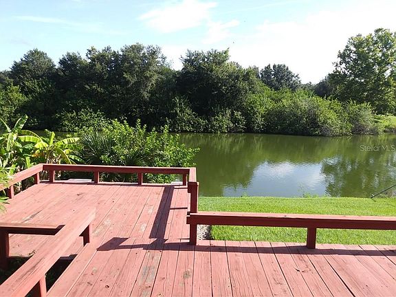 3rd image of 820 Mann Rd