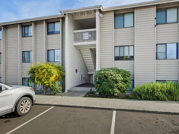 1327 S Puget Dr, Renton, WA
