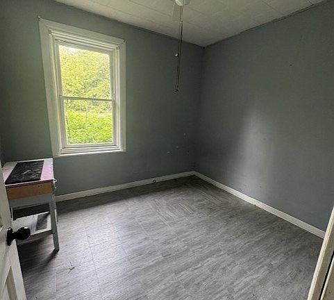 2nd image of 308 Superior St