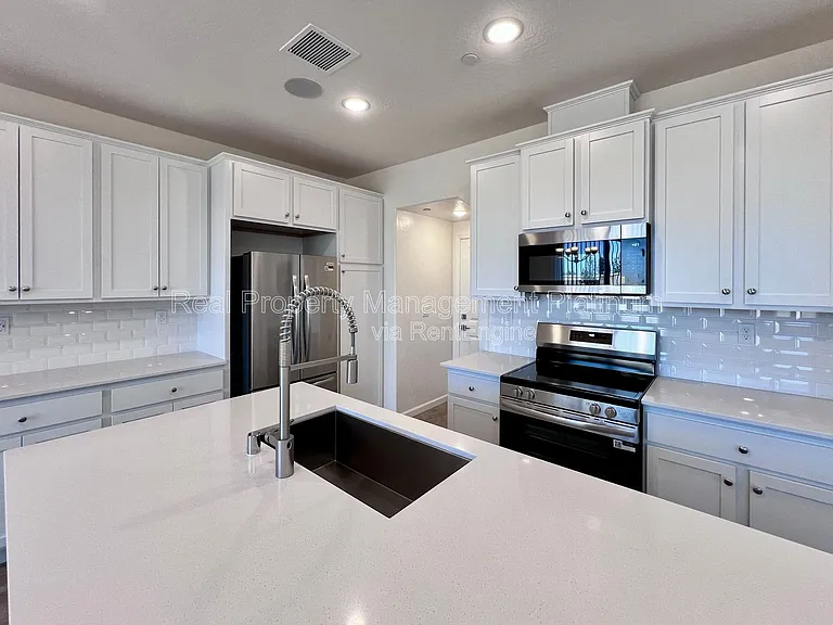 2065 N Wagon Ln — Photo 12