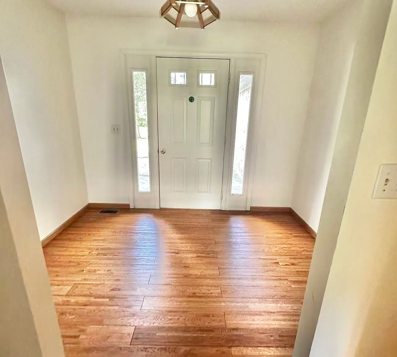 3 bed, 1700 sqft, $1,750 — Photo 3