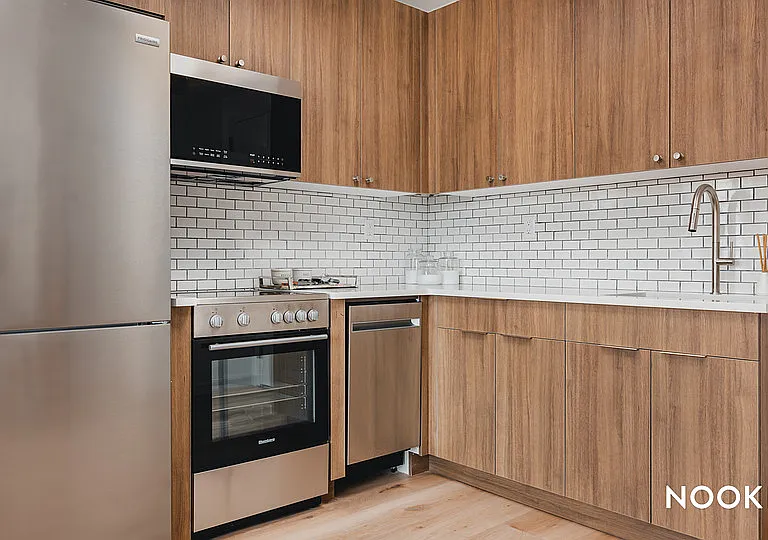 68 Gold St #4W — Photo 4