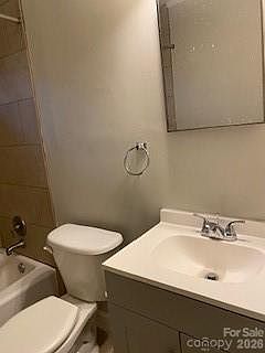 3rd image of 4164 Welling Ave