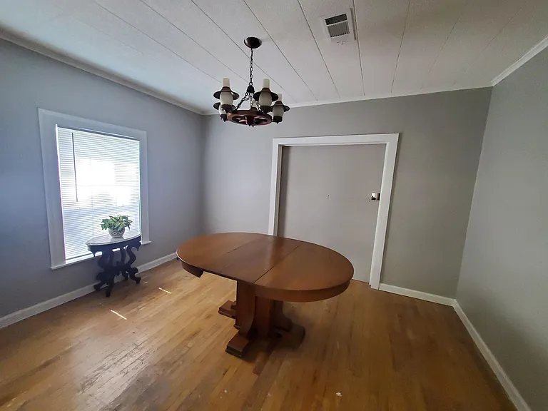 2815 Graybow Rd — Photo 6