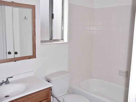 5th image of 3845 S Burningham Dr