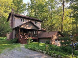 126 Lake Shore Rd, Tafton, PA 18464