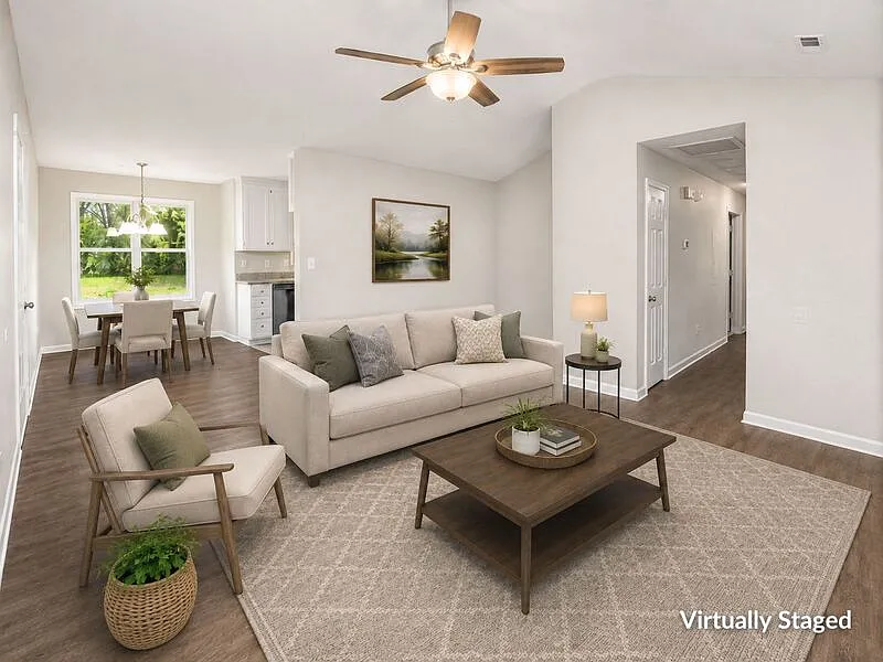 3 bed, 2.0 bath, 1300 sqft, $1,525 — Photo 3
