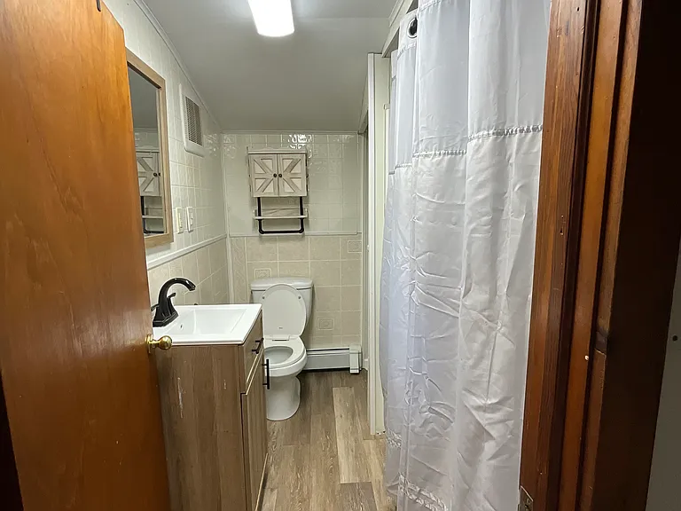 1024 Delaware Dr — Photo 12