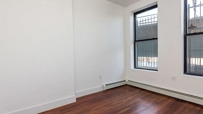 Rented by Nooklyn NYC LLC | media 9