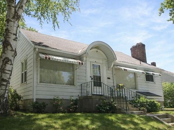 2nd image of 14 Sylvia Dr