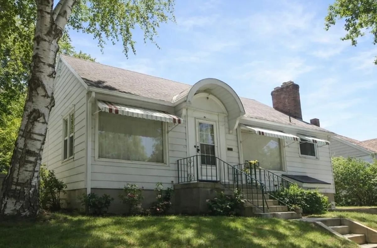 Photo 2 of 20 - 14 Sylvia Dr - South Ogden, UT Building Photo - 14 Sylvia Dr