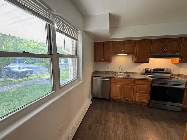 23 Brewster Rd — Photo 14