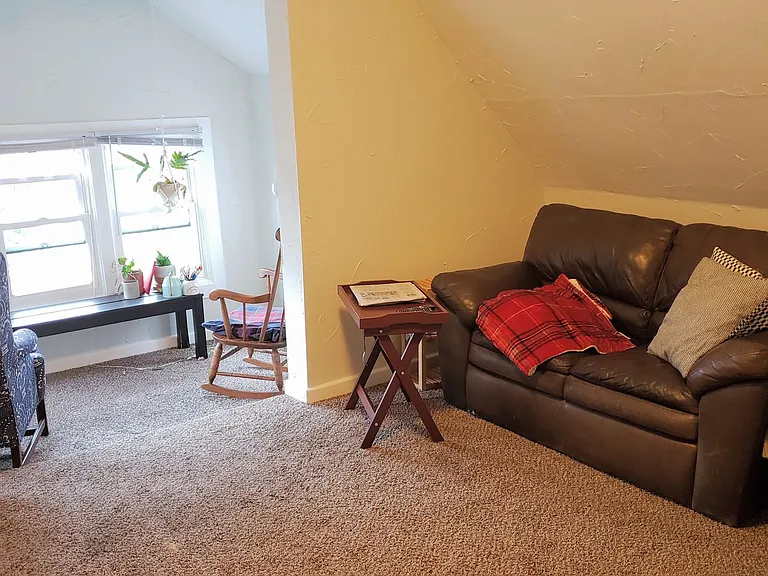 1537 E North Ave — Photo 23
