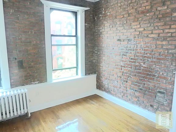 4th image of 73 E 3rd St APT A1