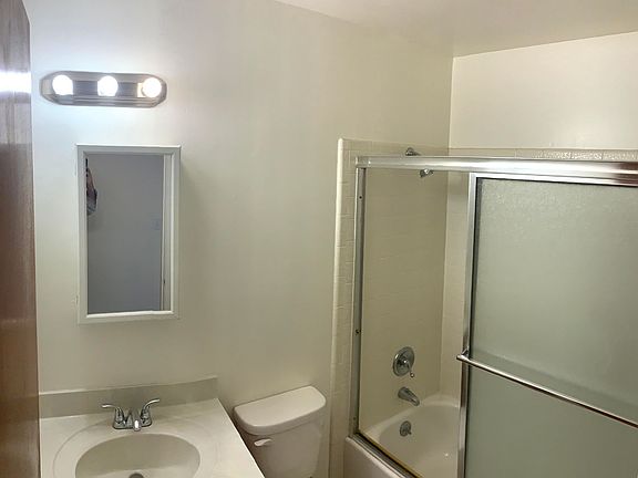 4th image of 3167 Turk Blvd APT 2