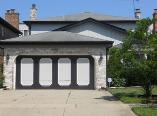 10035 Lacrosse Ave, Skokie, IL 60077