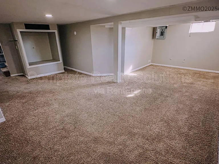 10200 Tappan Dr — Photo 30