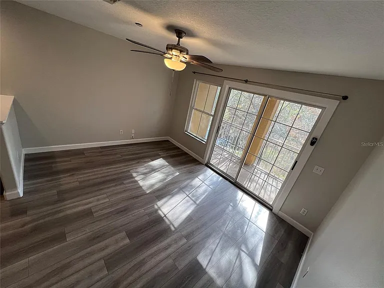 7350 Black Walnut Way — Photo 15