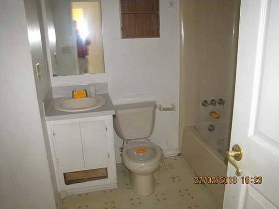 4th image of 8309 Whitehaven Dr