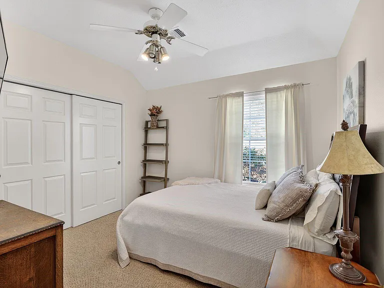 502 Ernst Ct — Photo 22