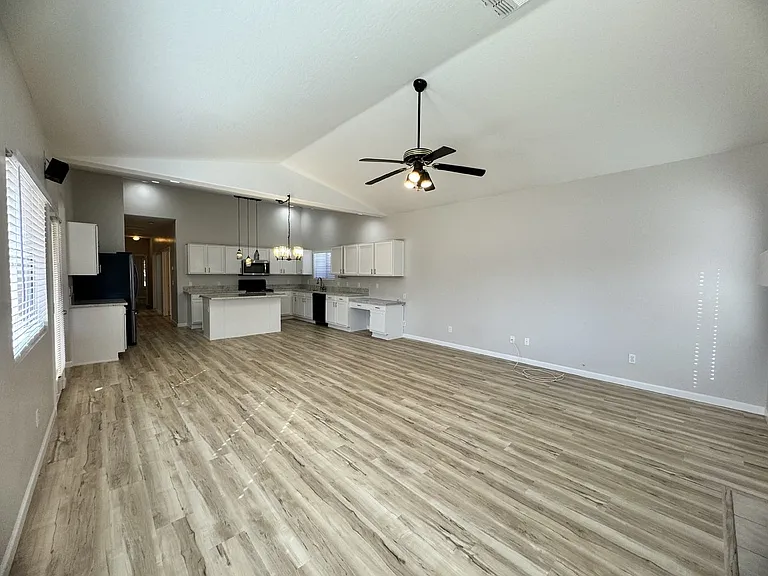 495 N Bluejay Dr — Photo 5