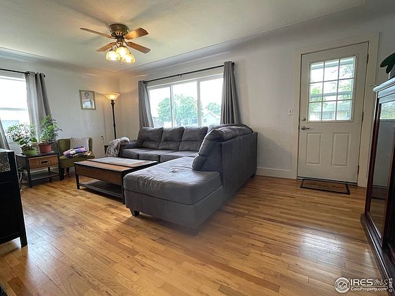 4th image of 3606 Golden St