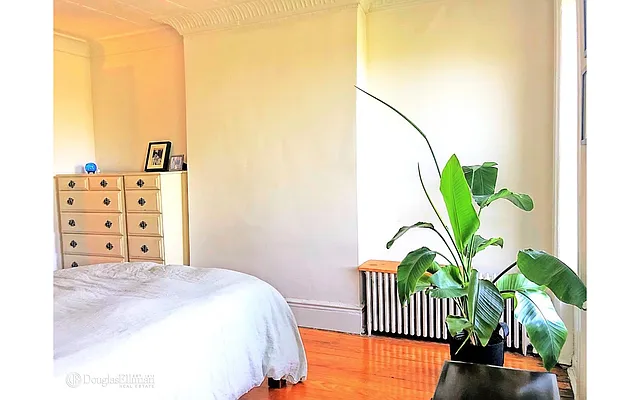 Rented by Douglas Elliman | media 57