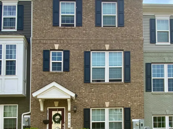 2904 Pinebrook Rd, Landover, MD 20785