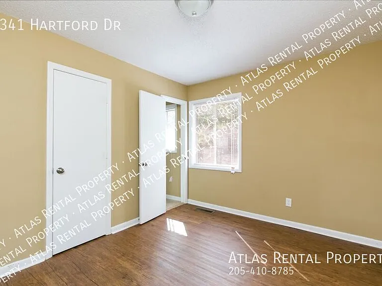 1341 Hartford Dr — Photo 12