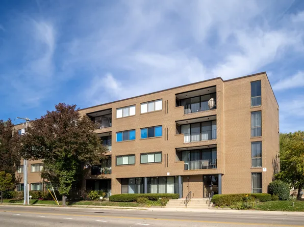 5406 Lincoln Ave APT 3F, Skokie, IL 60077