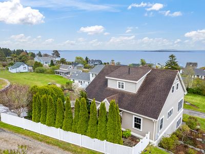 27 Oceanside Road, Bailey Island, ME, 04003