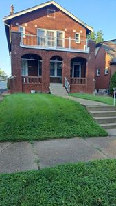 3911 Dover Pl, Saint Louis, MO, 63116