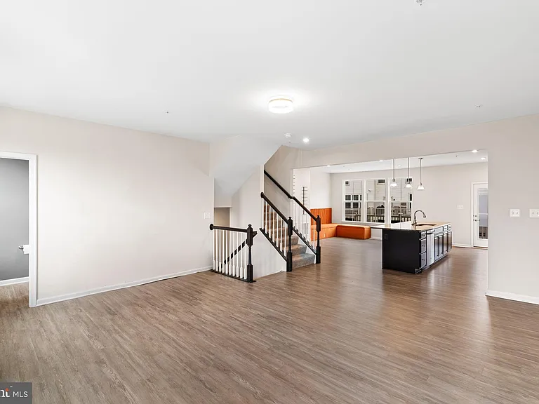 10969 Bartholomew Aly — Photo 35