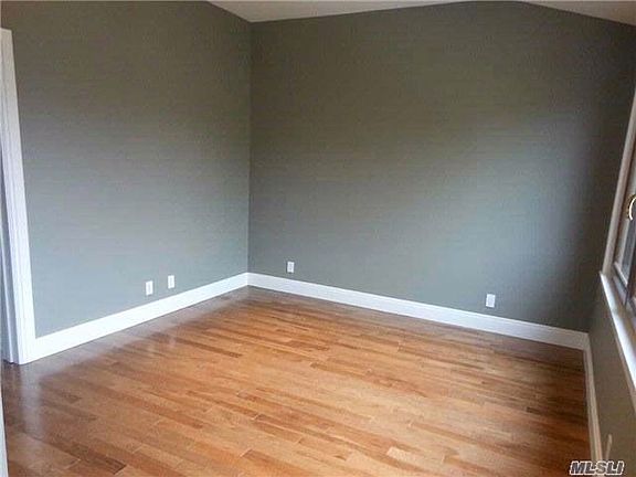 3rd image of 7942 69th Ave