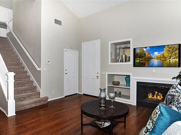 5th image of 3037 E Snead Pl