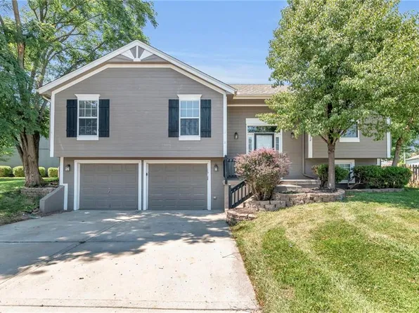 8512 NE 109th St, Kansas City, MO 64157