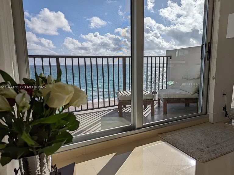 9273 Collins Ave #1004 — Photo 5