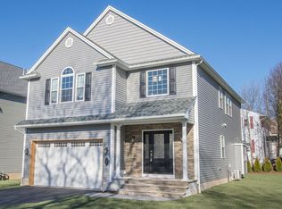 1 Sustack Pl, Mahwah, NJ 07430