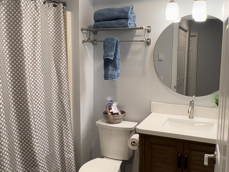 Fully Furnished unit