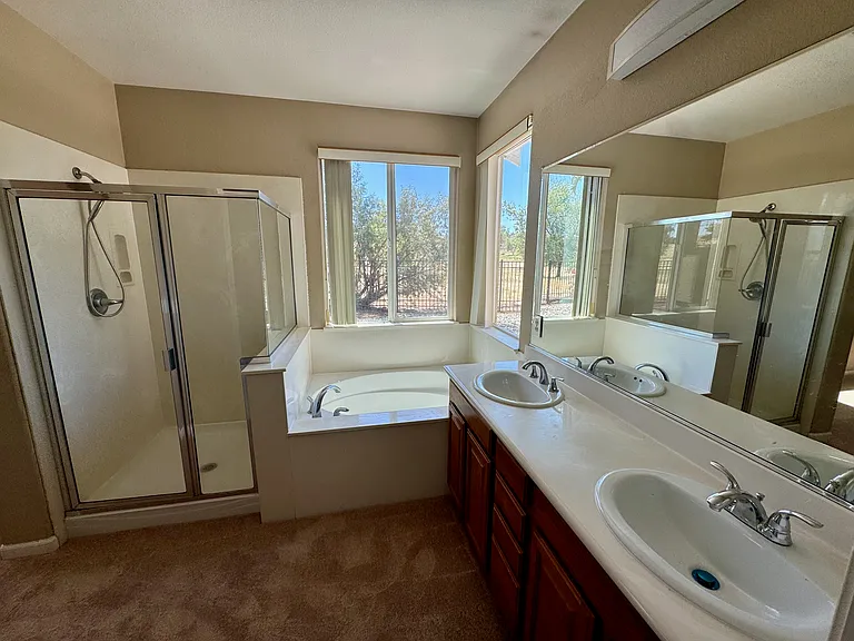 2706 Serene Ct — Photo 10