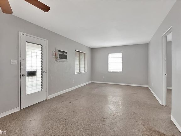 5th image of 427 38th Ave N