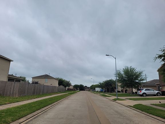 4th image of 16239 Silver Wing Ln